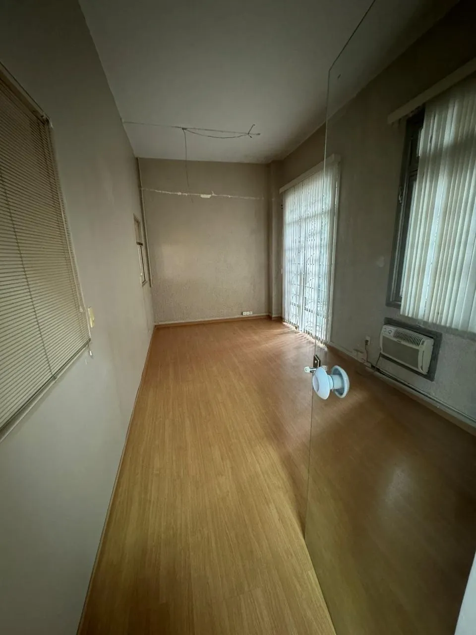 Edifício Credireal Sala 301 - Joal Teitelbaum Dações — foto 5