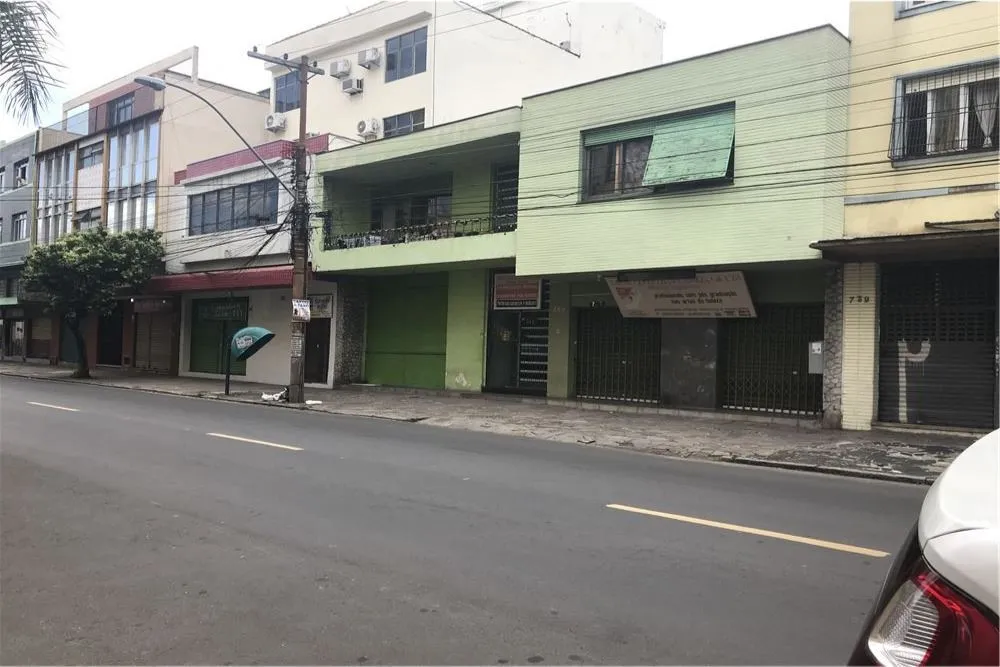 SGPFR 745 Casa 610371014-142 - REMAX Rocket Exclusividades