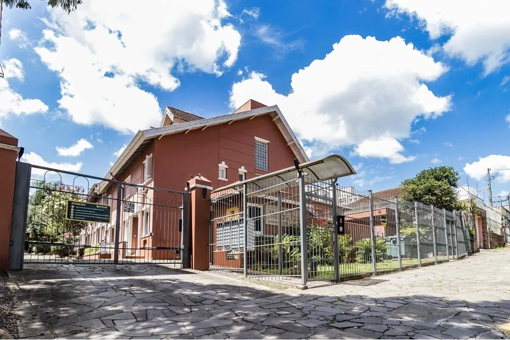 TAB 184 Casa 612481004-73 - REMAX Andar de Cima Exclusividades