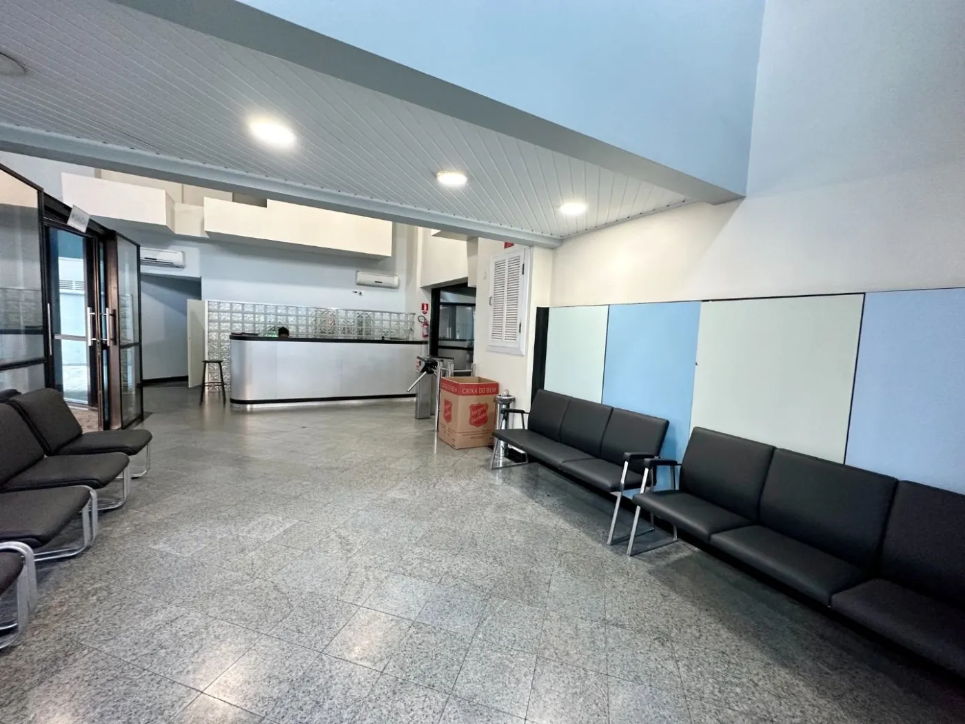Vari Santana Sala CJ0690 - Oui Imóveis Exclusividades — foto 4