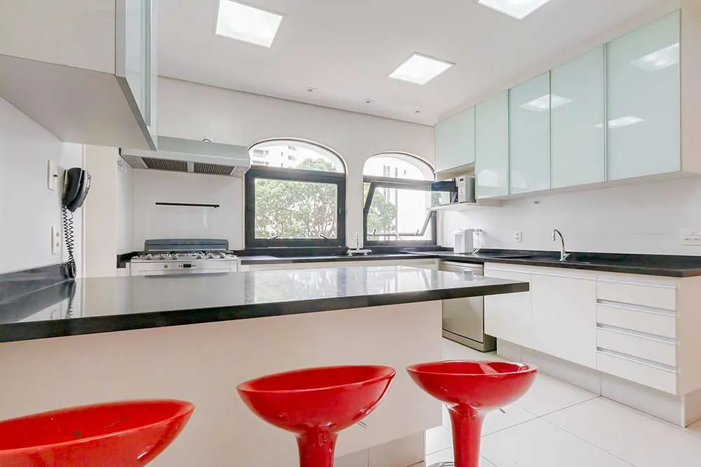HT 871 Apto 601081056-7 - REMAX Lepex Exclusividades — foto 4