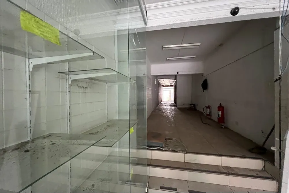 CLDV 1022 Loja 601401007-45 - REMAX Paradisus Exclusividades