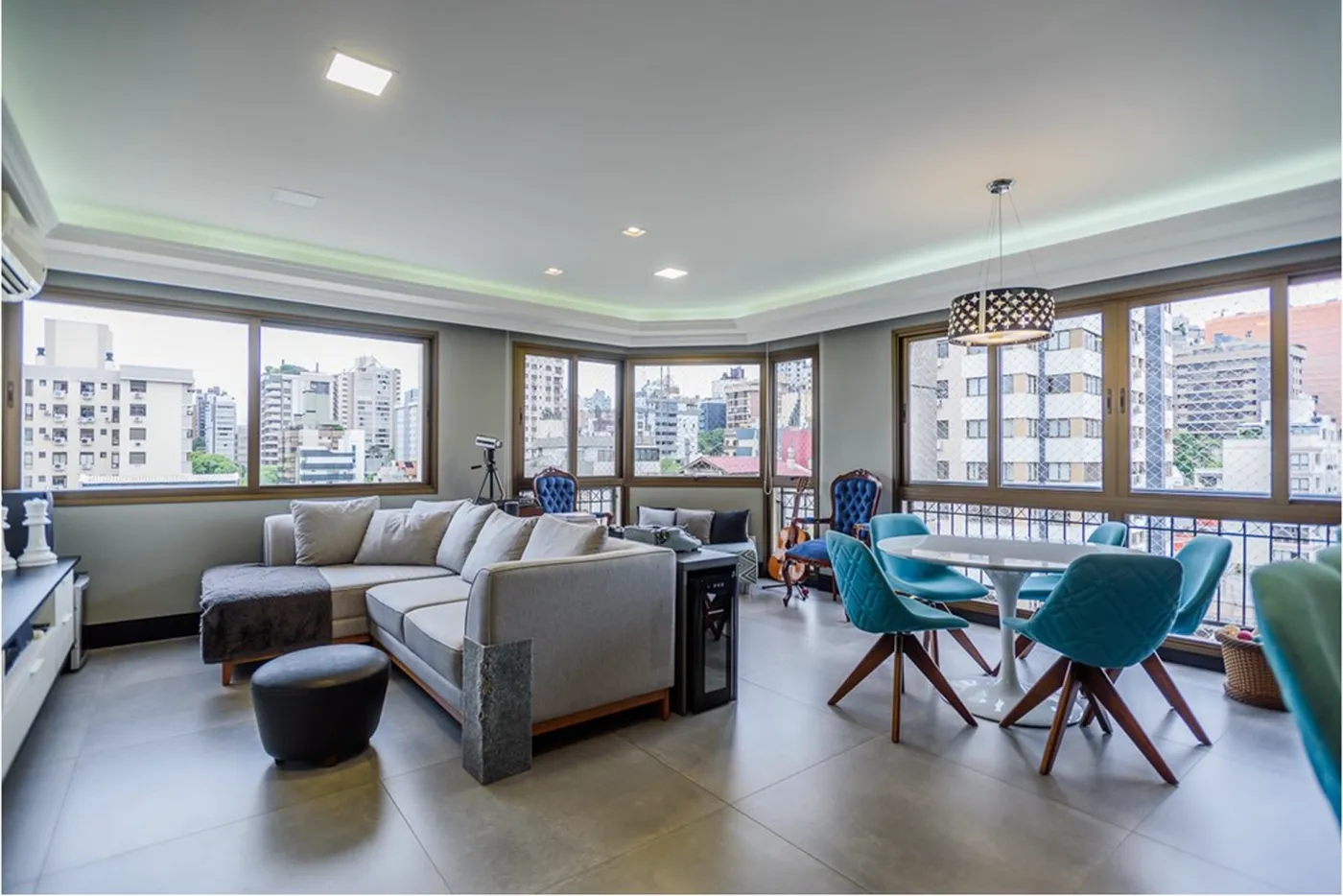 MSTLZ 332 Apto 612481068-163 - REMAX Andar de Cima Exclusividades