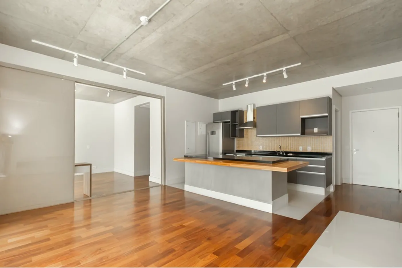 IBBL 161 Apto 601371001-92 - REMAX Boutique Exclusividades