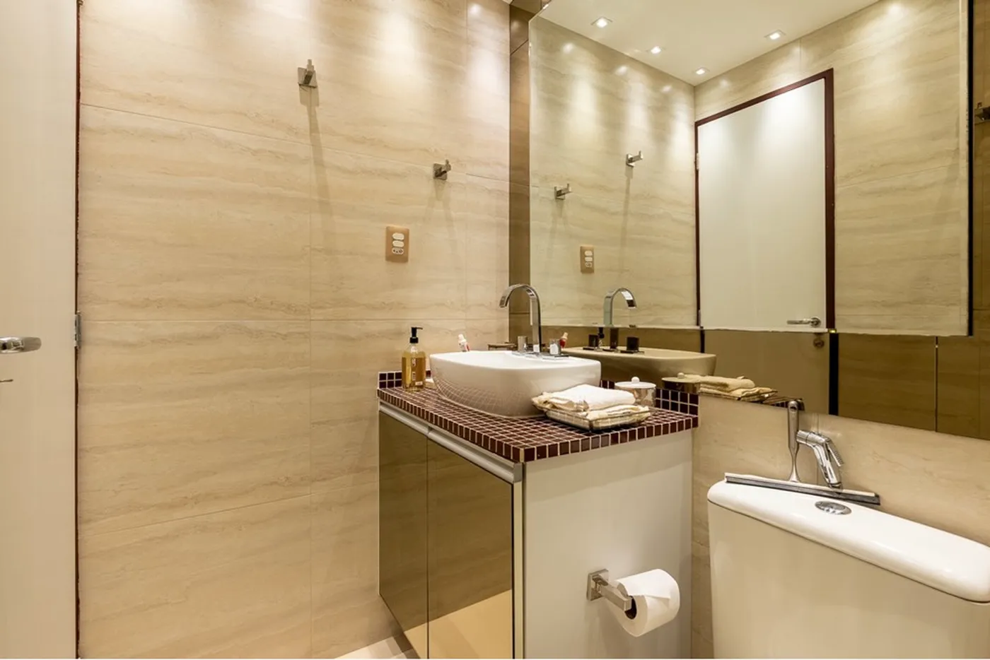 APO 715 Apto 601971016-456 - REMAX Empire Exclusividades — foto 2