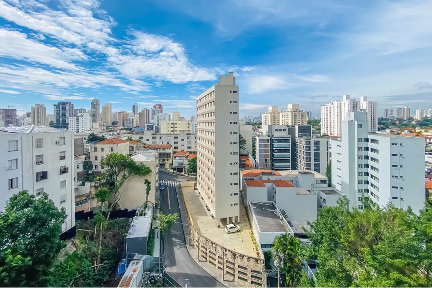PI 847 Apto 601371031-51 - REMAX Boutique Exclusividades