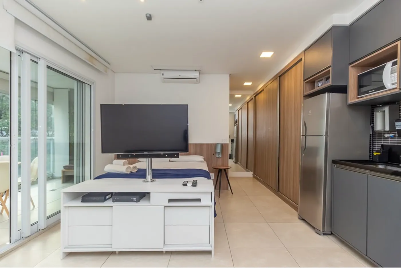 CA 901 Apto 601081062-42 - REMAX Lepex Exclusividades