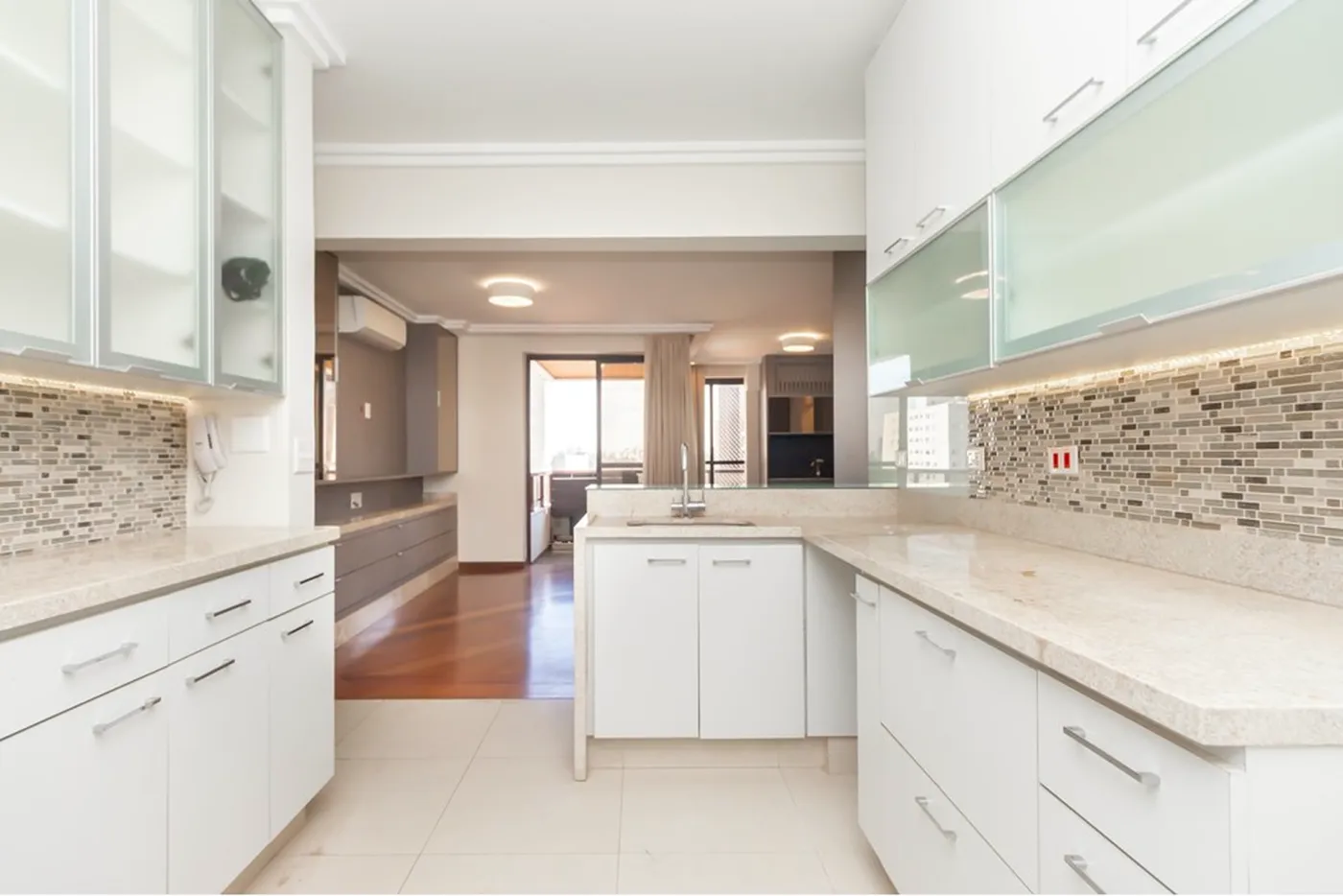 VMC 198 Apto 602291040-3 - REMAX B12 Exclusividades