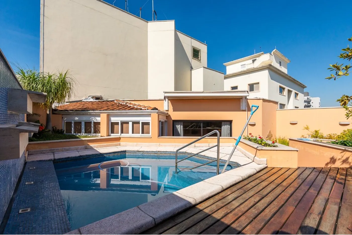 IDJ 1369 Apto 601971075-10 - REMAX Empire Exclusividades