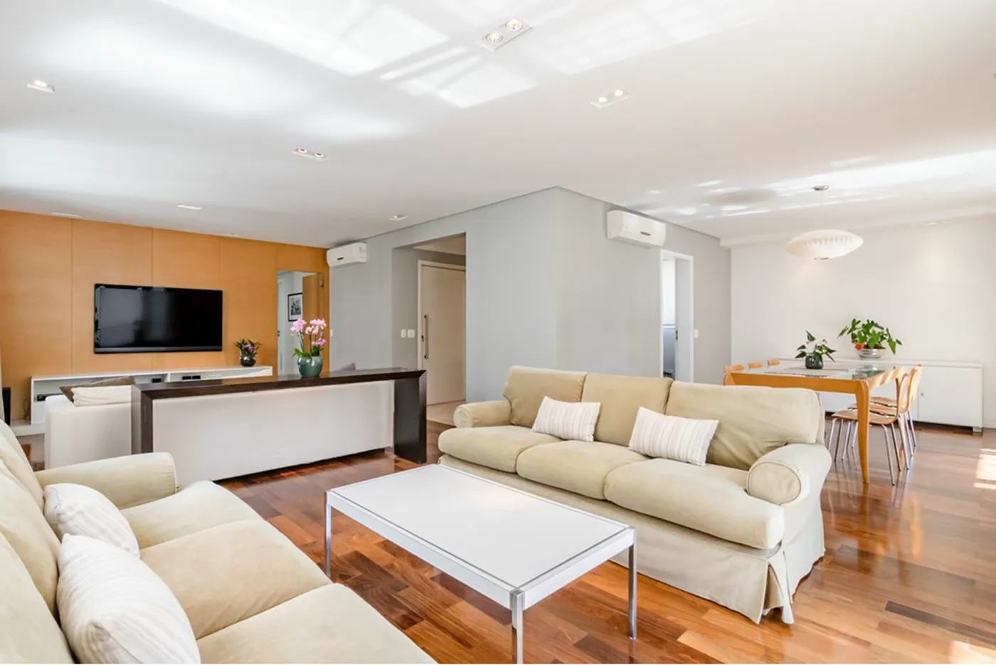 PADF 669 Apto 601401041-15 - REMAX Paradisus Exclusividades