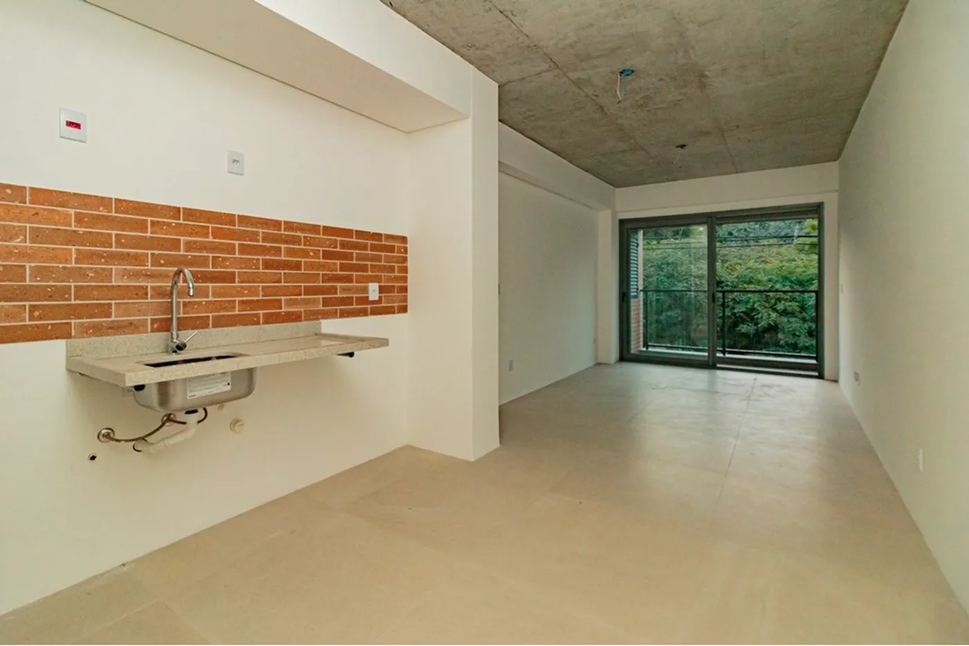 FJB 600 Apto 612491036-23 - REMAX Trend Exclusividades