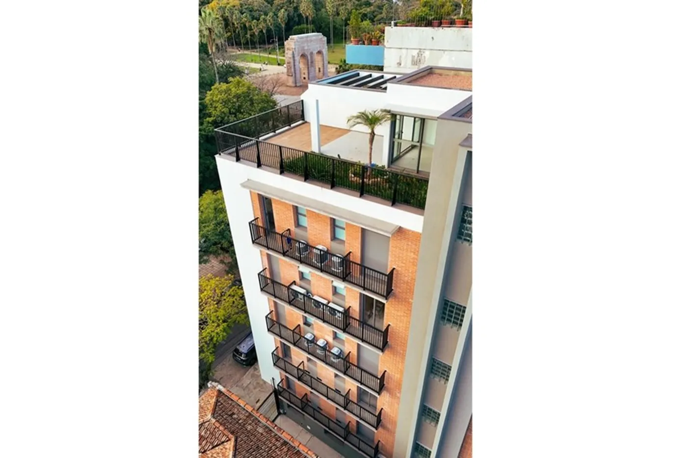 FJB 600 Apto 612491036-23 - REMAX Trend Exclusividades — foto 3