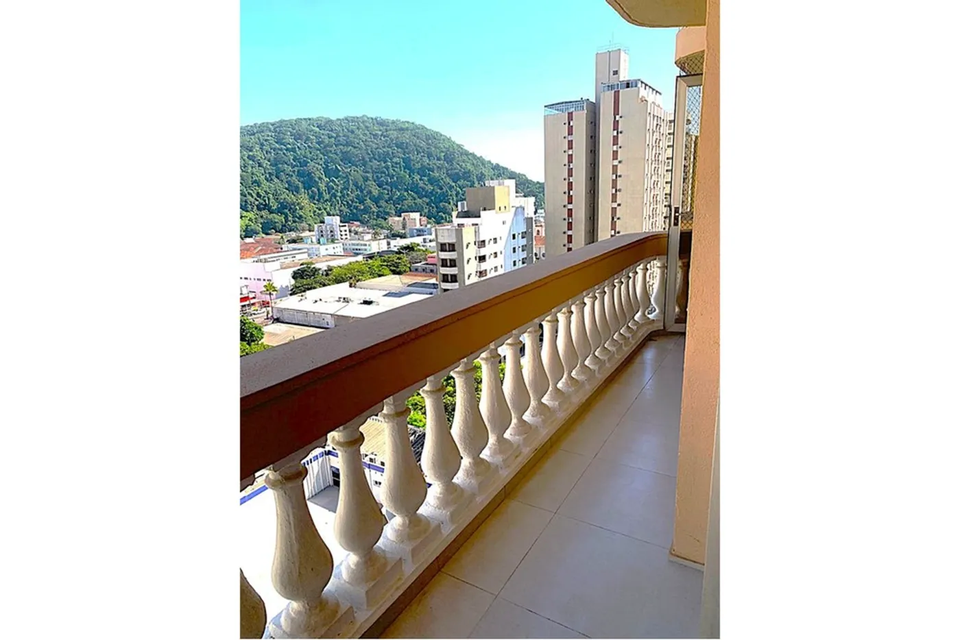 JIRQB 156 Apto 601081084-2 - REMAX Lepex Exclusividades