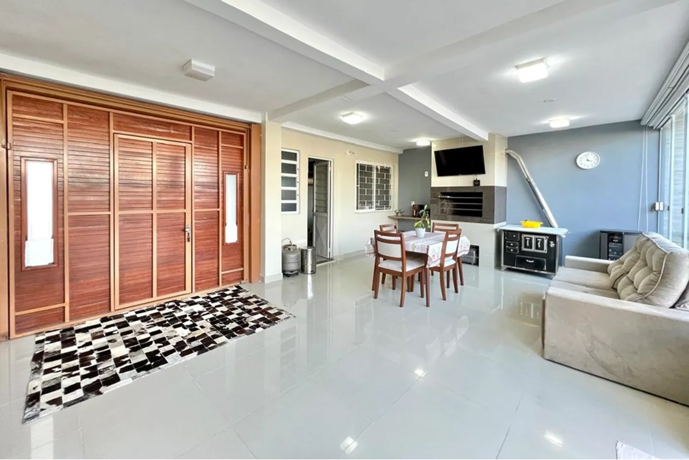 HAA 117 610241040-18 - REMAX 520 Exclusividades