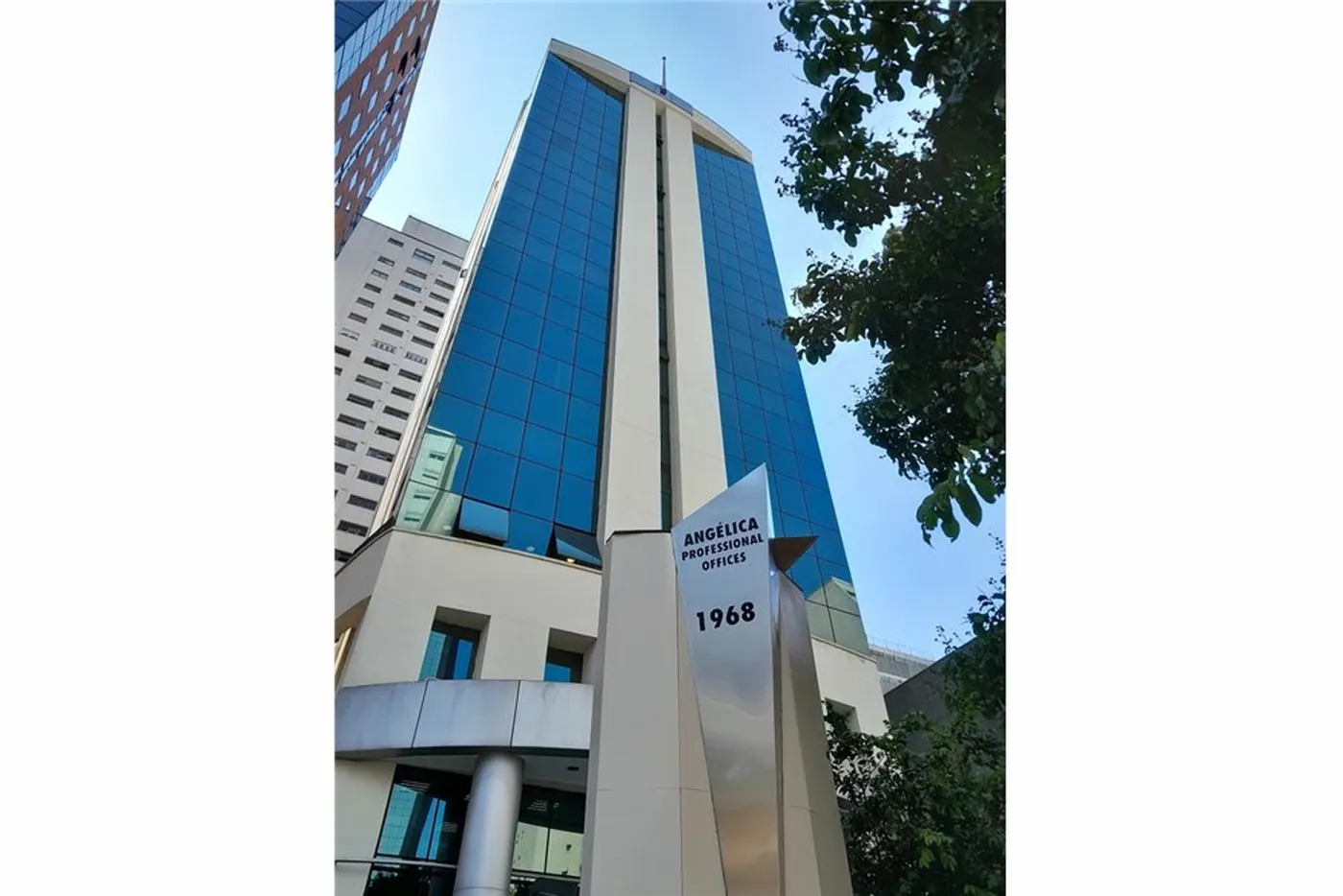 CA 1968 Sala 601081006-119 - REMAX Lepex Exclusividades