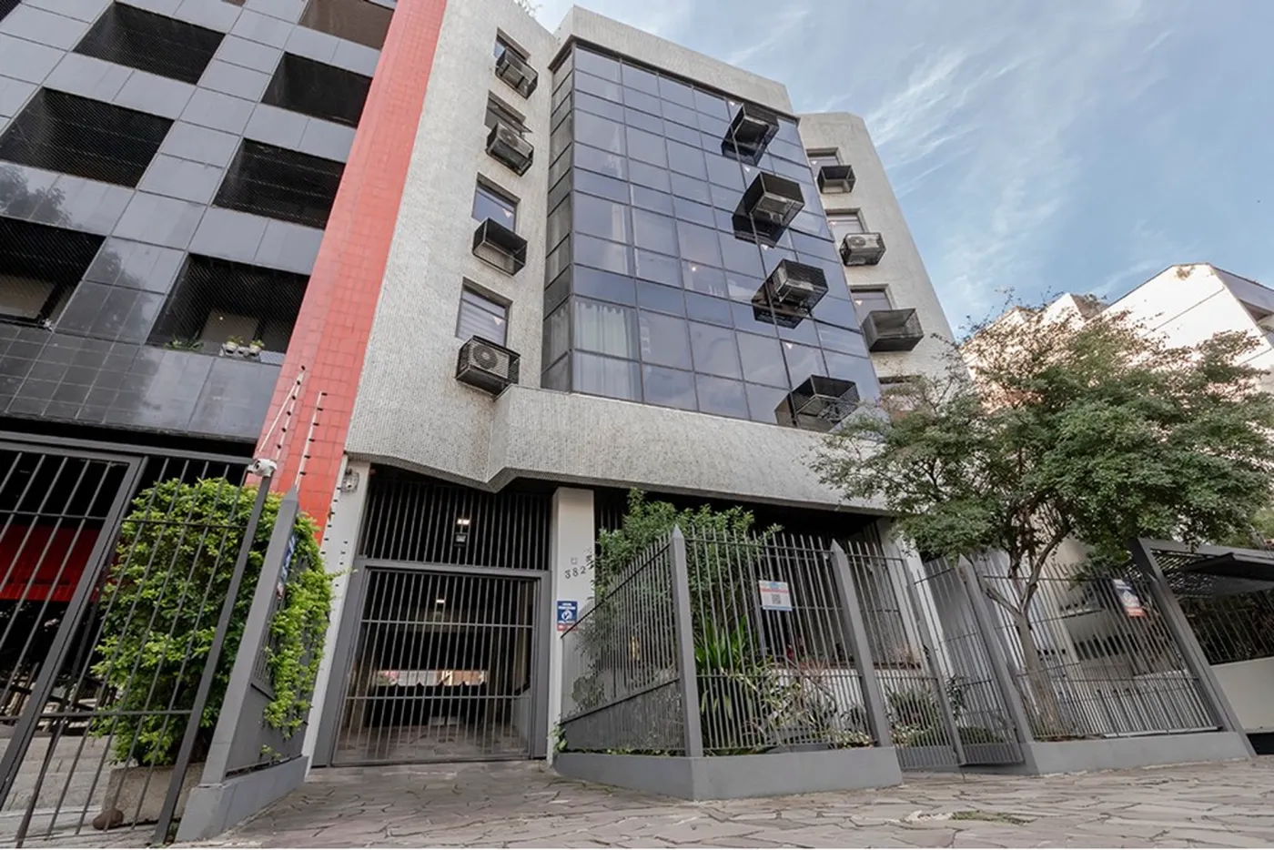 AFN 382 Sala 612481066-246 - REMAX Andar de Cima Exclusividades