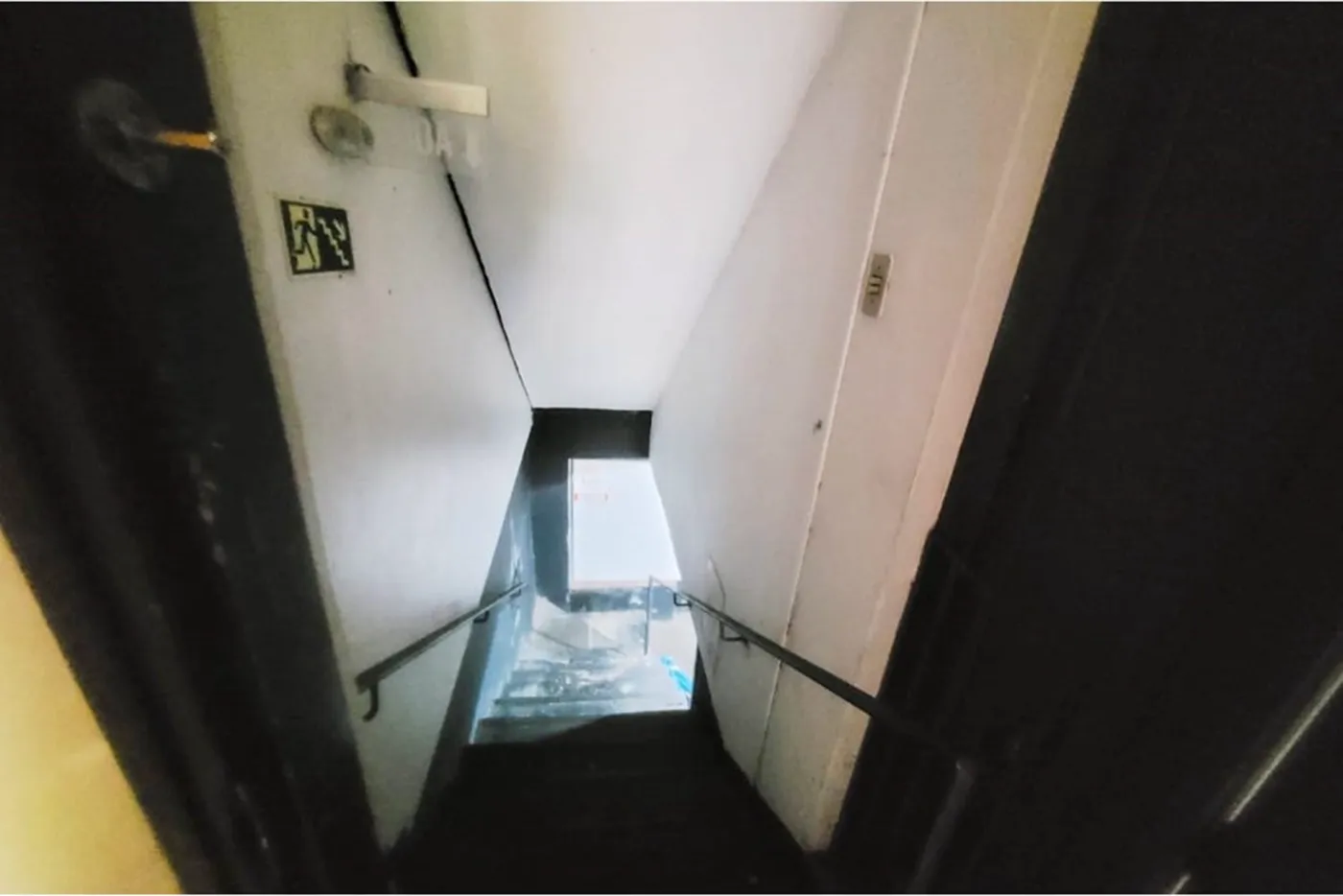 CSH 348 612511062-15 - REMAX Moderna Exclusividades — foto 5