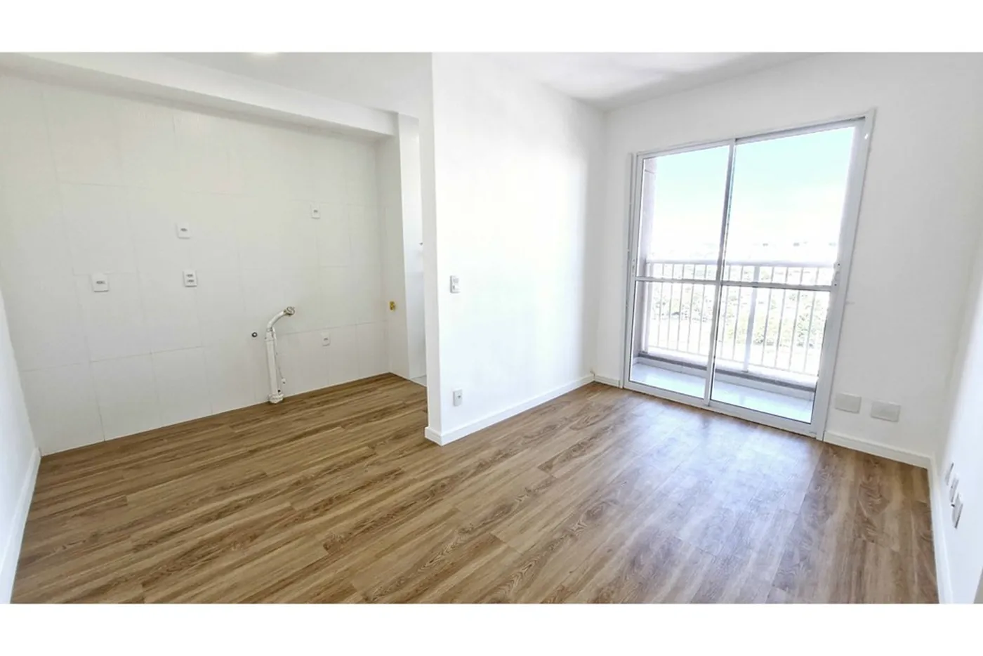 MADAC 211 Apto 602301002-15 - Remax Trinity Exclusividades