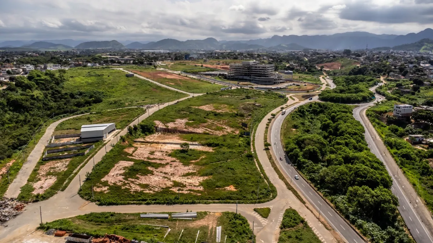 Parque Leste Oeste - Comercial — foto 3