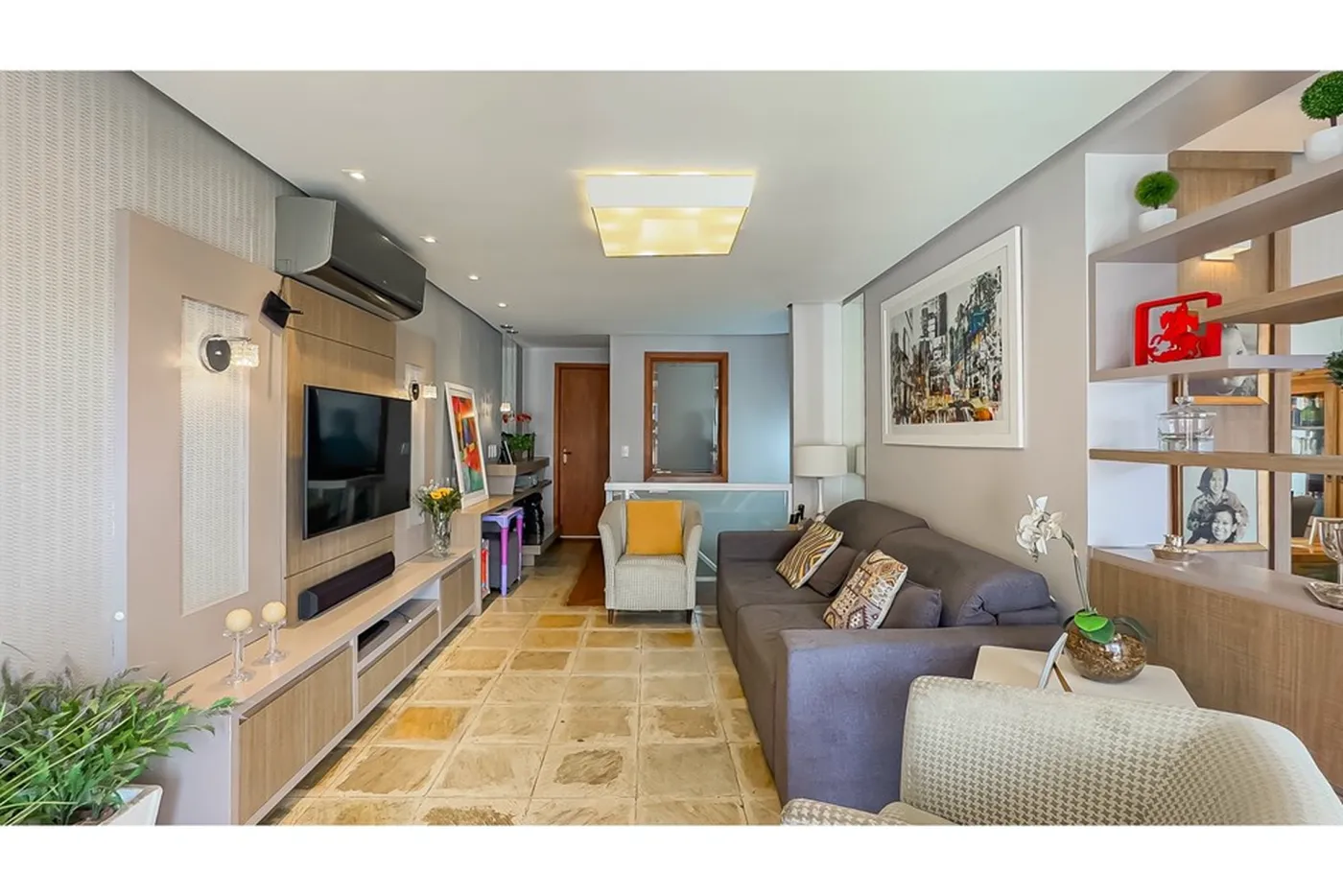 PAT 174 Apto 612521014-72 - REMAX Place Exclusividades — foto 2
