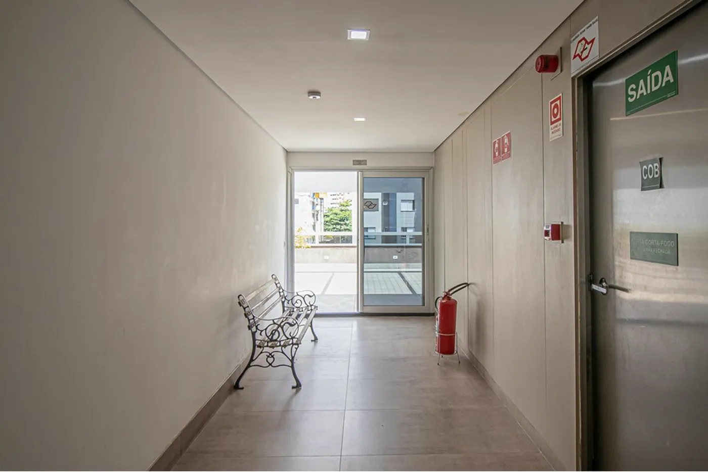 PC 580 Sala 601371001-98 - REMAX Boutique Exclusividades — foto 3
