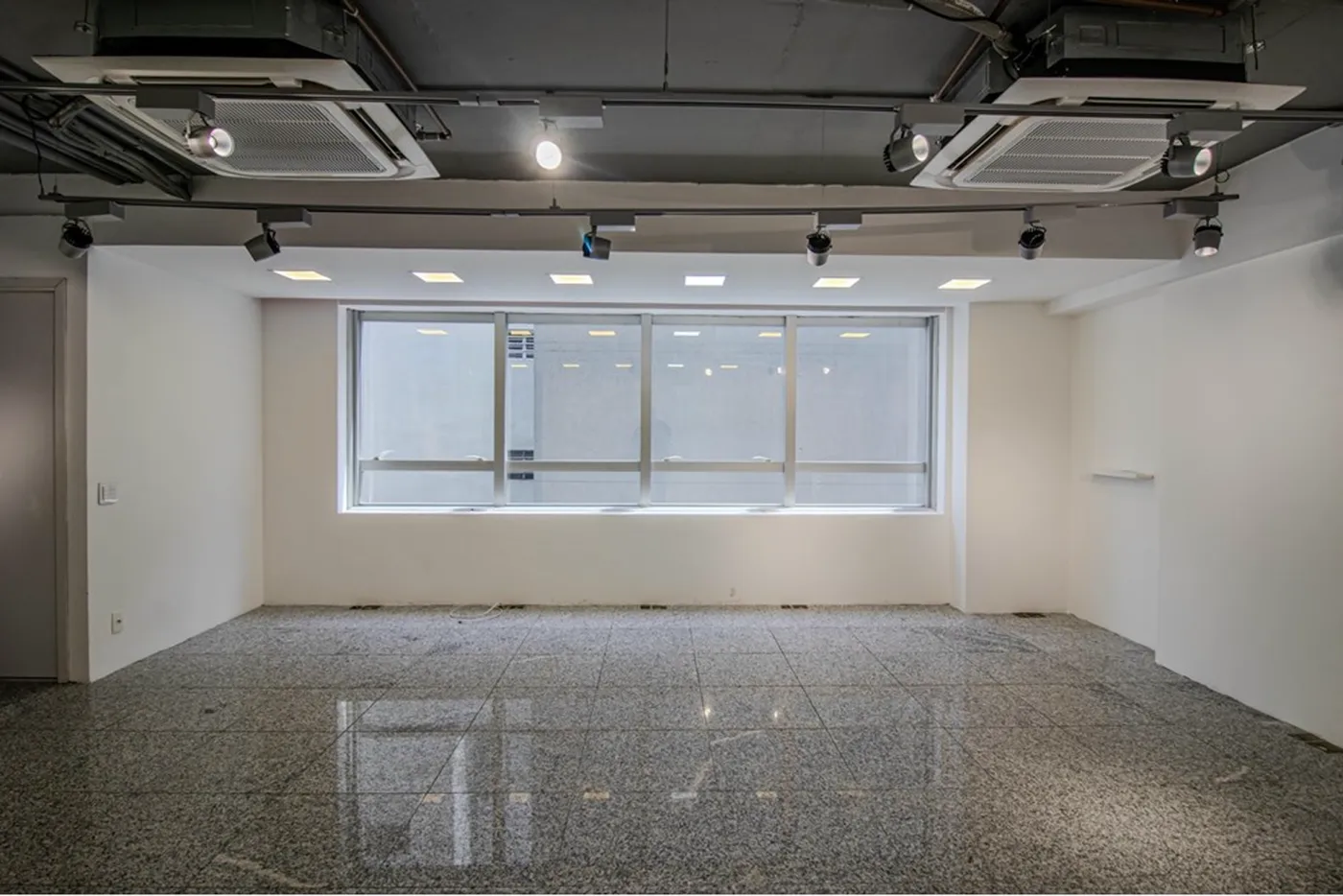 PC 580 Sala 601371001-99 - REMAX Boutique Exclusividades