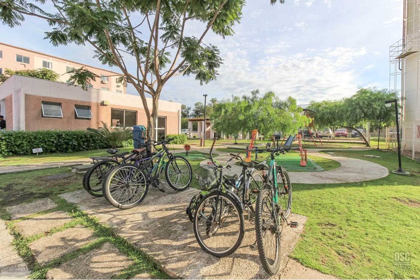 HJI 120 Apto 610191054-4 - REMAX Casa Sul Exclusividades — foto 2