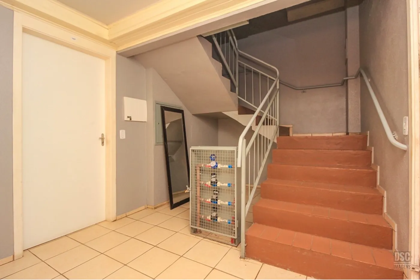 VNDI 241 Apto 610191054-2 - REMAX Casa Sul Exclusividades — foto 2
