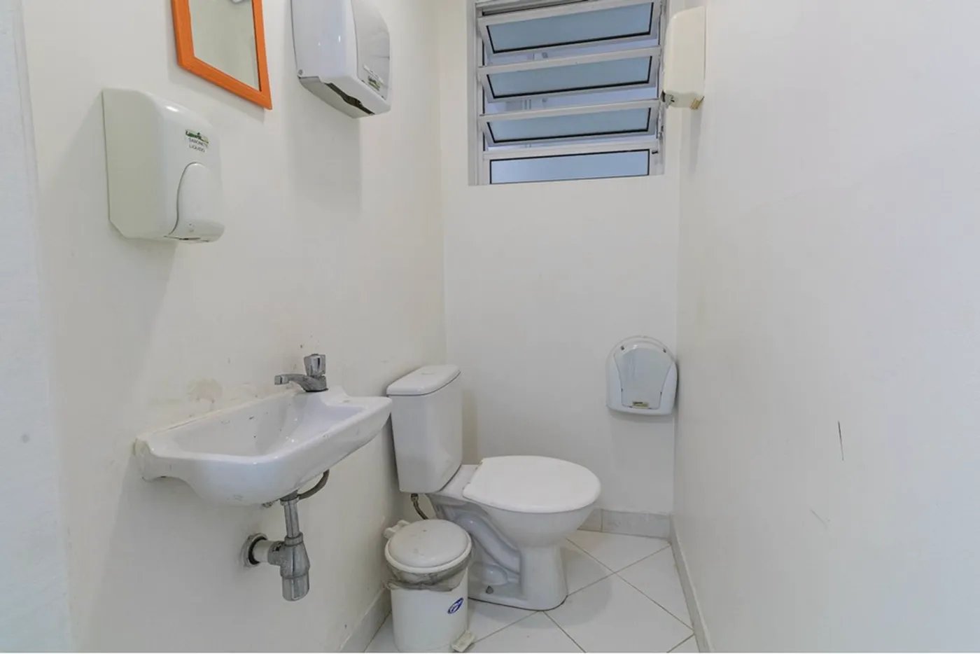 ÁBC 264 Sala 601371083-2 - REMAX Boutique Exclusividades — foto 2