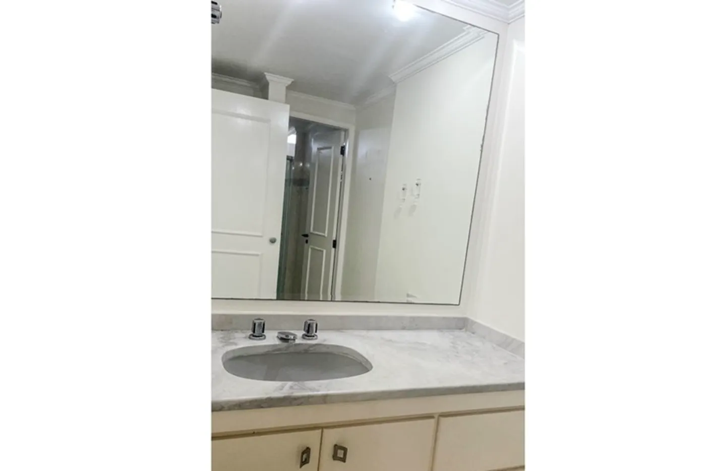 BGGG 528 Apto 601081089-4 - REMAX Lepex Exclusividades — foto 2