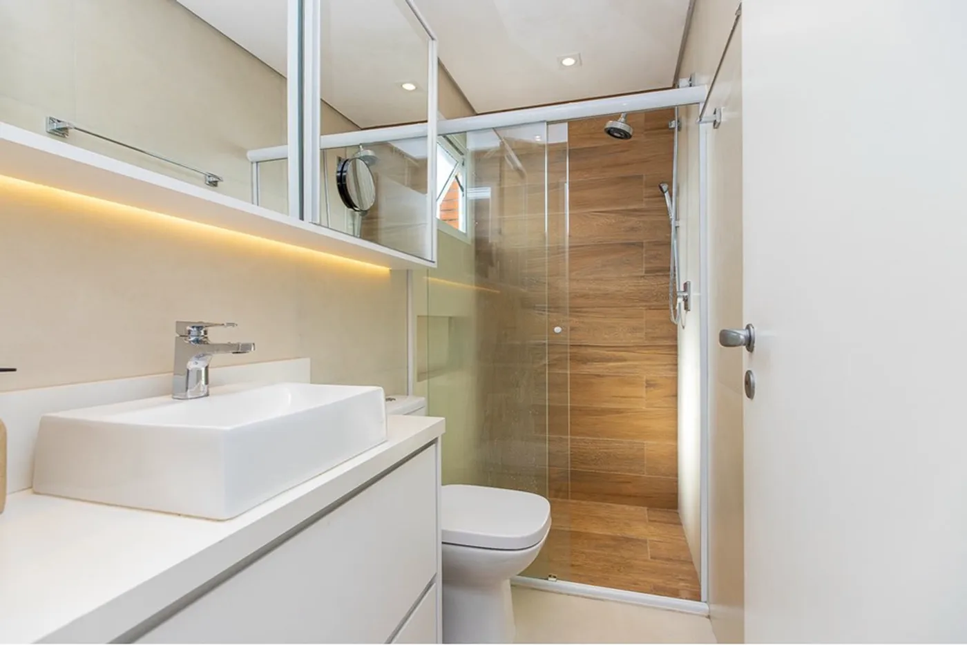 BVMDC 611 Apto 601241014-56 - REMAX Ville Exclusividades — foto 2