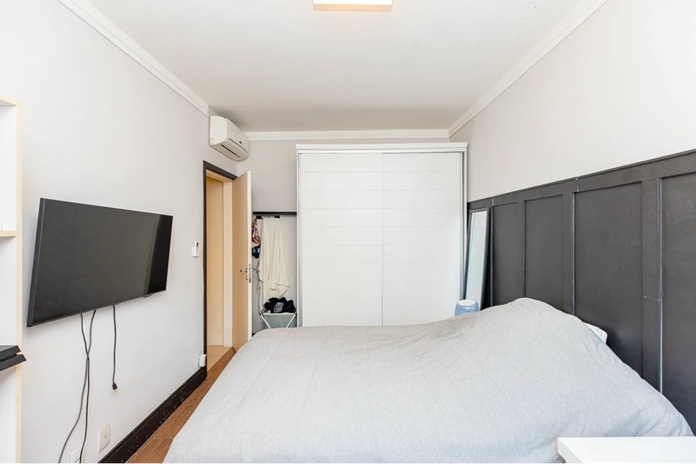 VOSA 2182 Apto 601241014-55 - REMAX Ville Exclusividades — foto 2