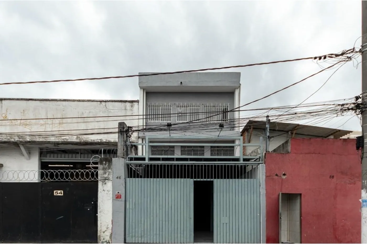 CVDT 46 Pavilhão 601371095-15 - REMAX Boutique Exclusividades