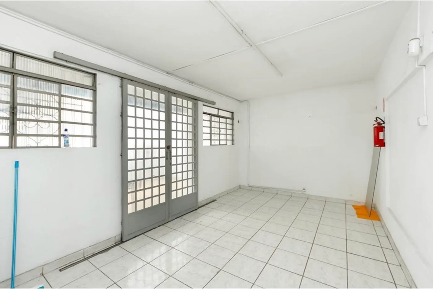 CVDT 46 Pavilhão 601371095-15 - REMAX Boutique Exclusividades — foto 4