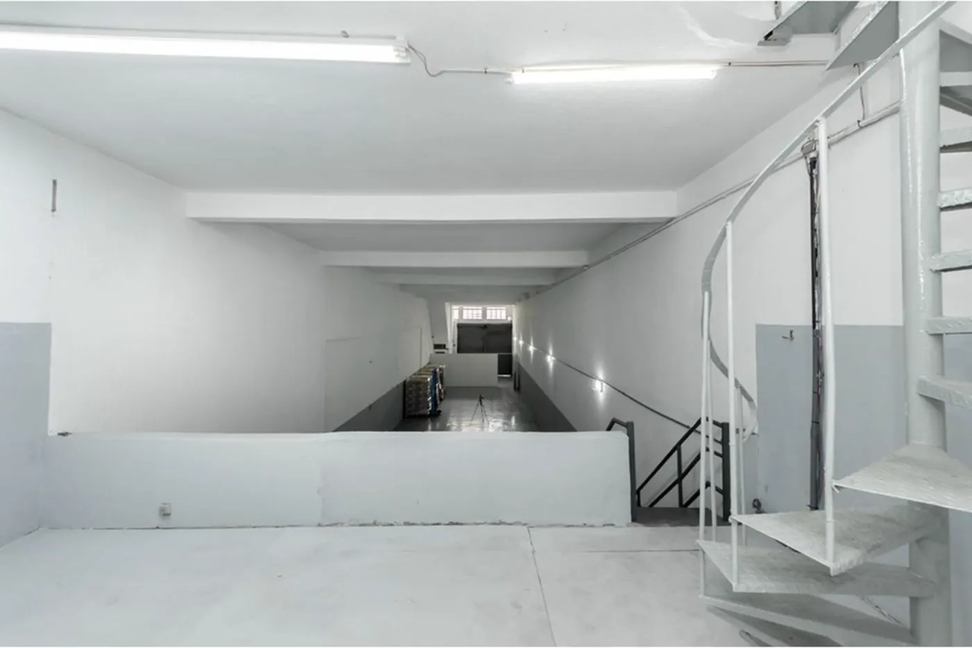 CVDT 46 Pavilhão 601371095-15 - REMAX Boutique Exclusividades — foto 5