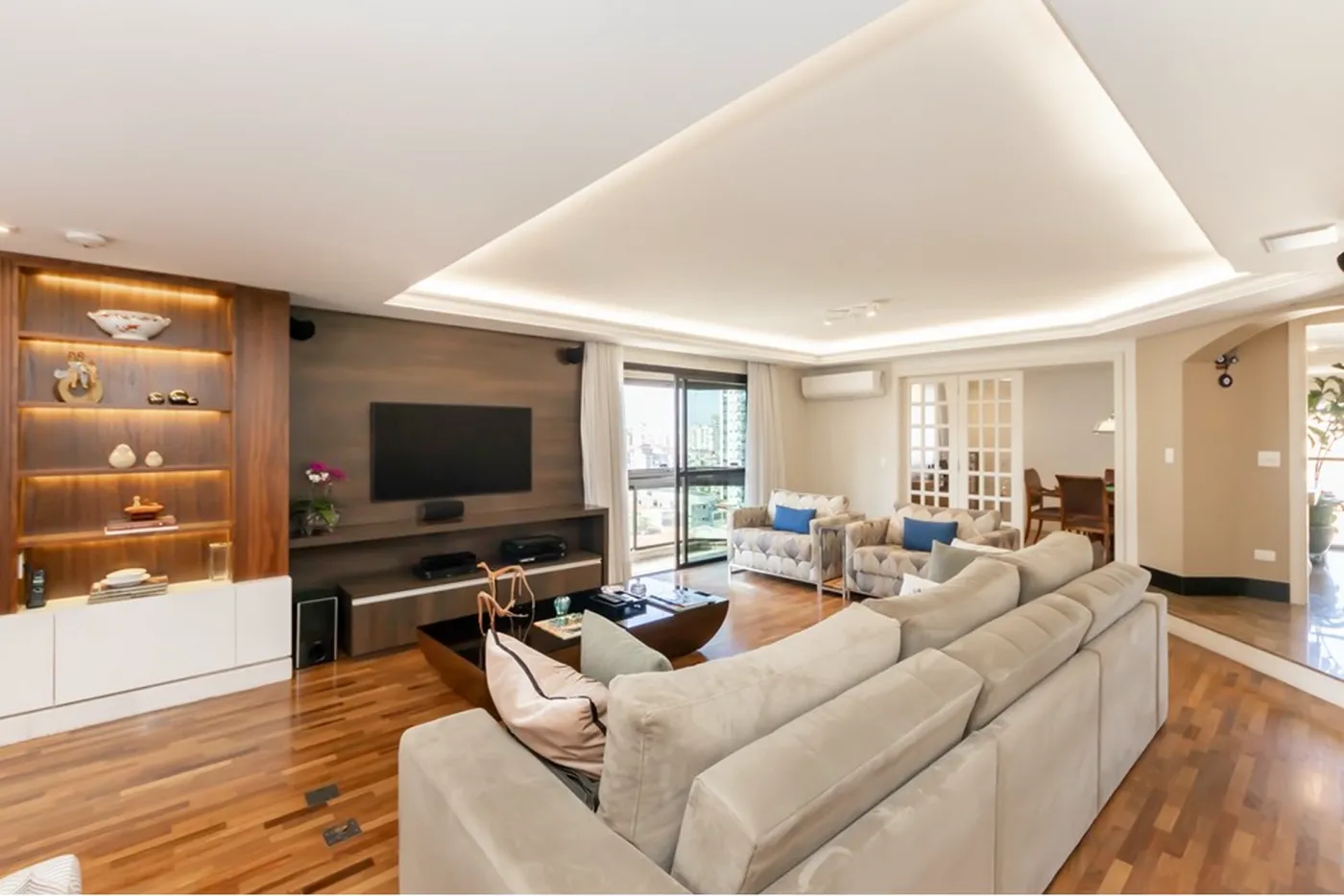 MCJG 20 Apto 602031008-64 - REMAX Classique Exclusividades