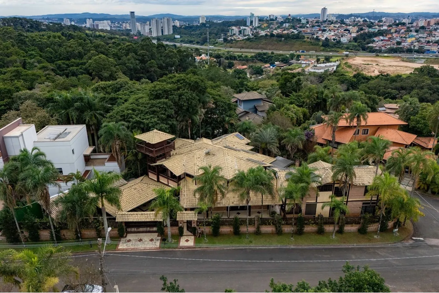 CMDA 170 Casa 690591006-77 - REMAX Máxima Exclusividades