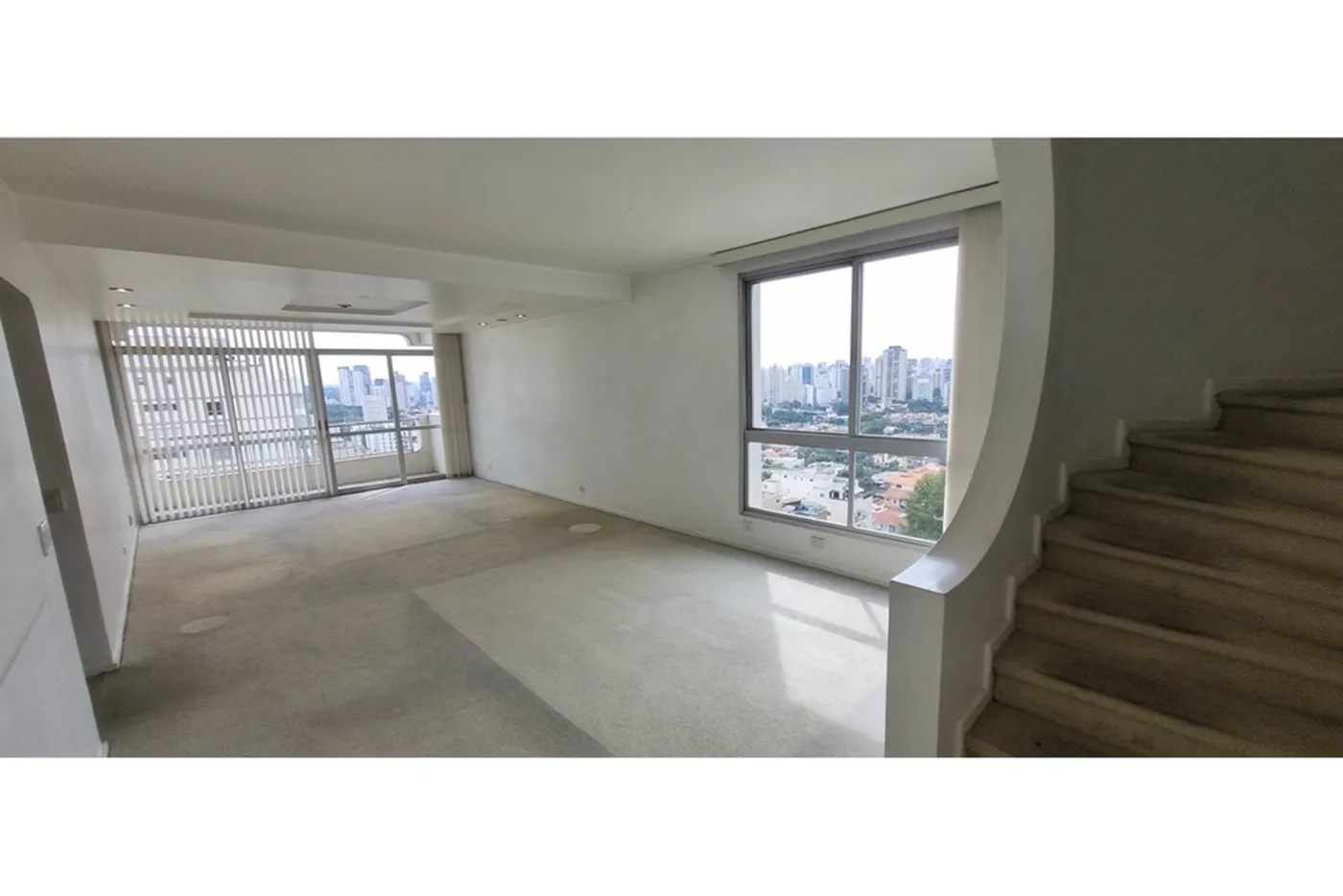 BP 341 Apto 601361048-26 - REMAX Trio Exclusividades