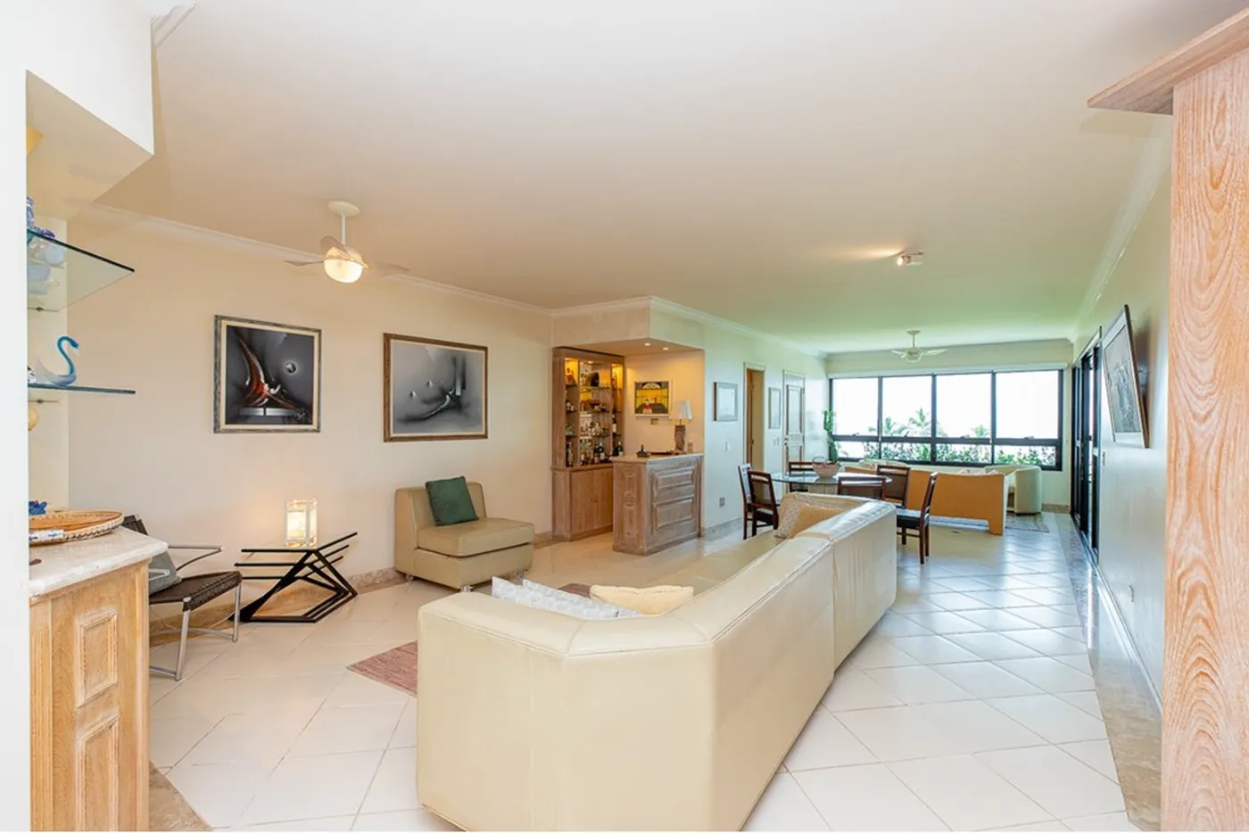 RDSLDS 241 Apto 601241033-84 - REMAX Ville Exclusividades