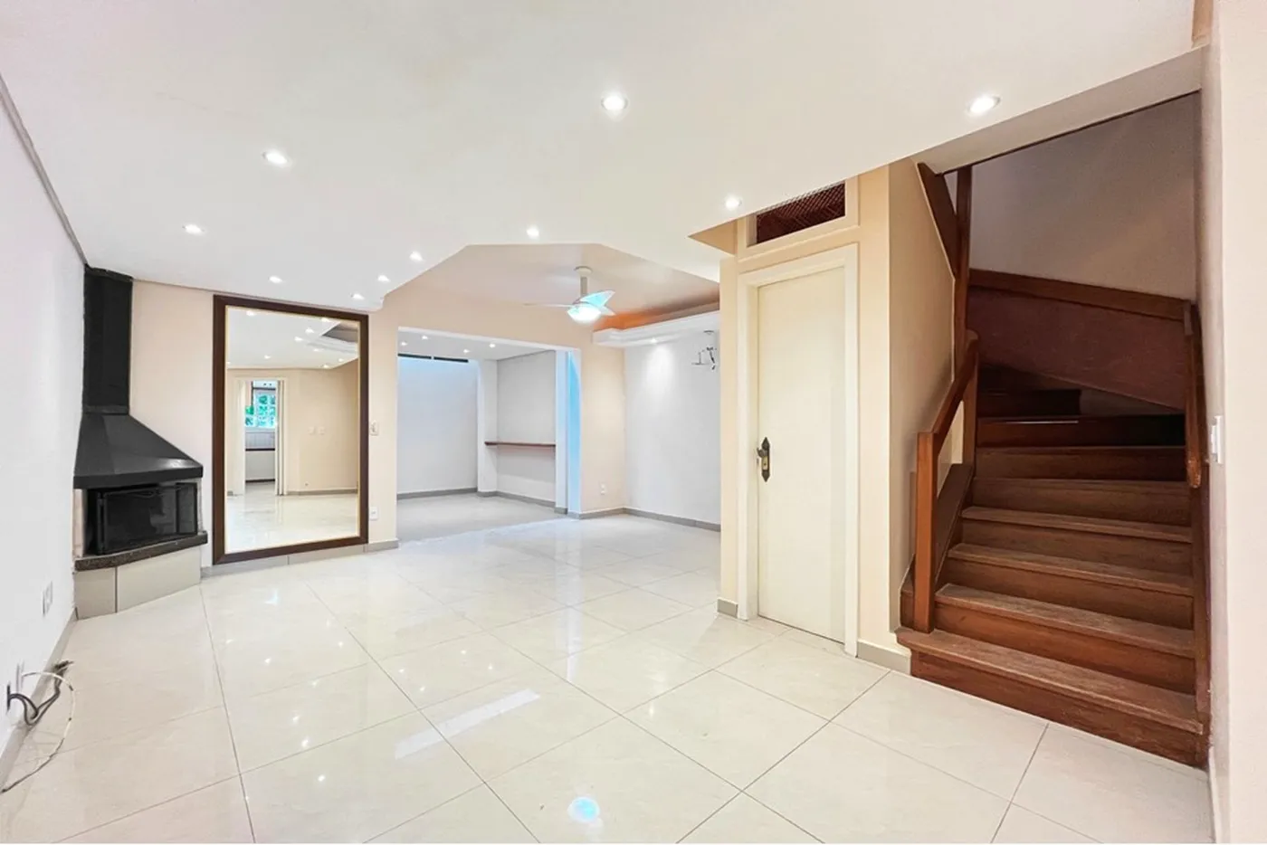 TDB 2317 Casa 610191048-32 - REMAX Casa Sul Exclusividades