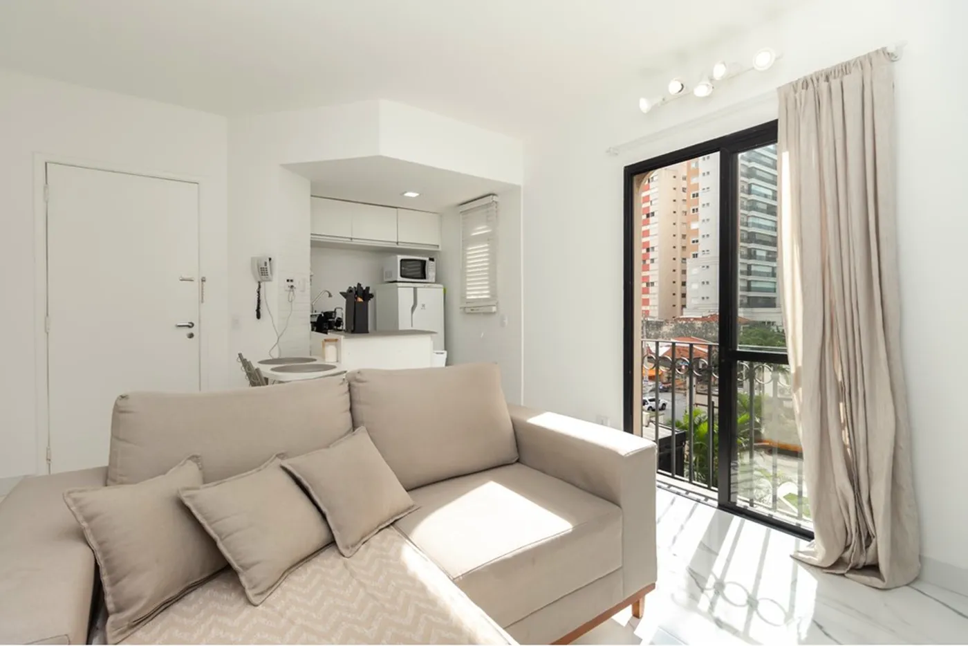 IBLD 135 Apto 630331067-13 - REMAX Comunità Exclusividades