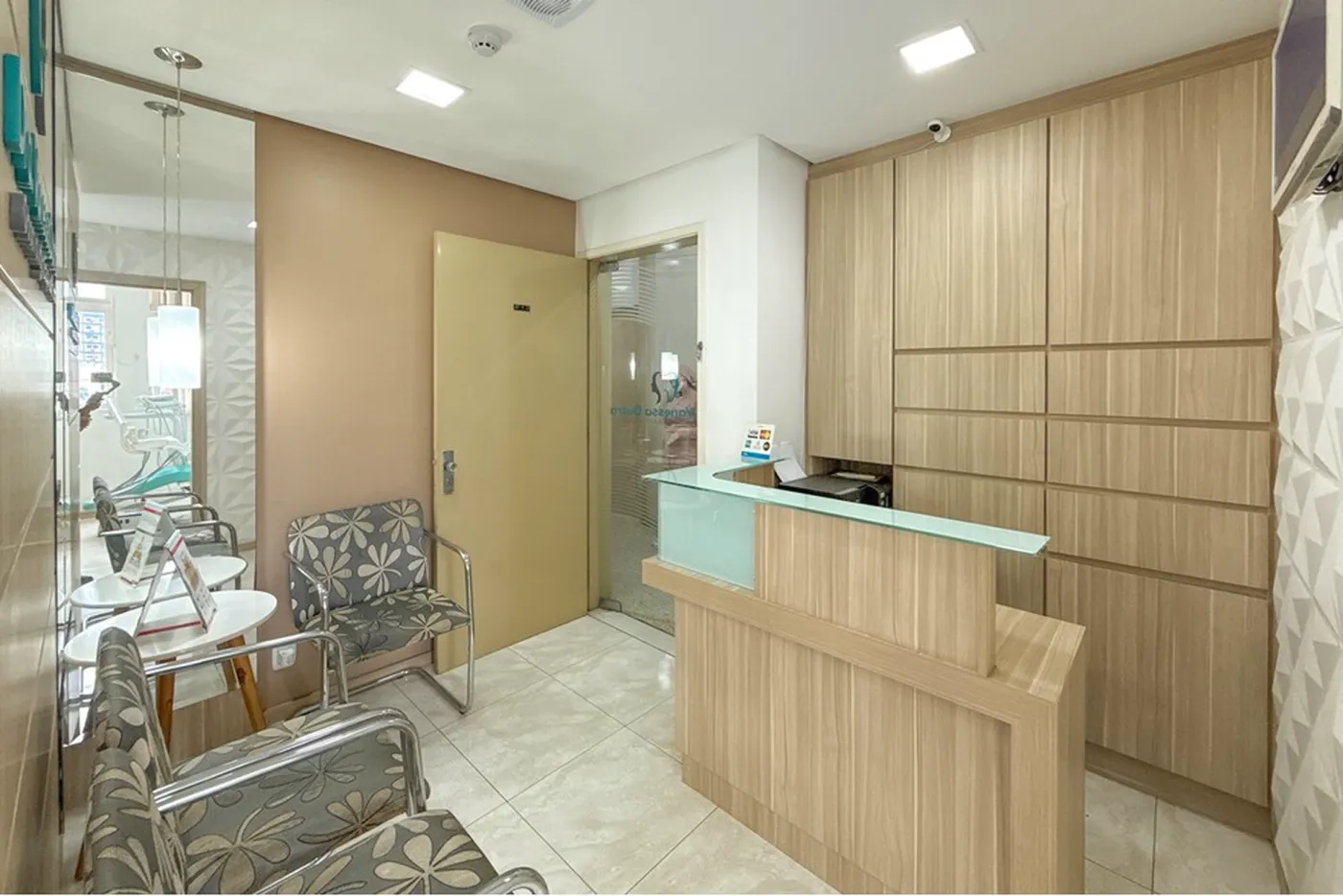 CT 381 Sala 612651033-76 - REMAX Pillares Exclusividades