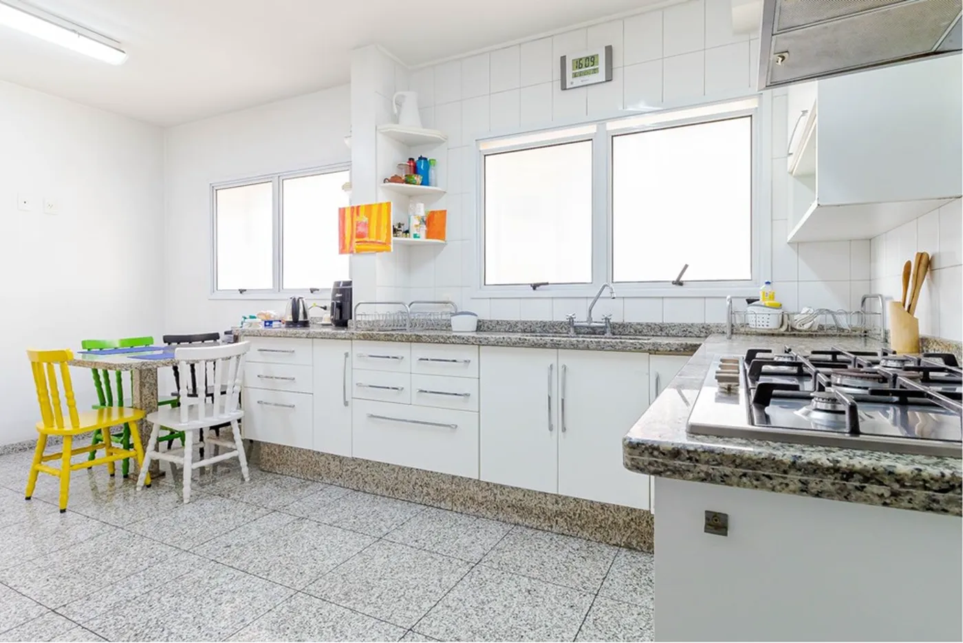 SCT 275 Apto 601081062-57 - REMAX Lepex Exclusividades — foto 2