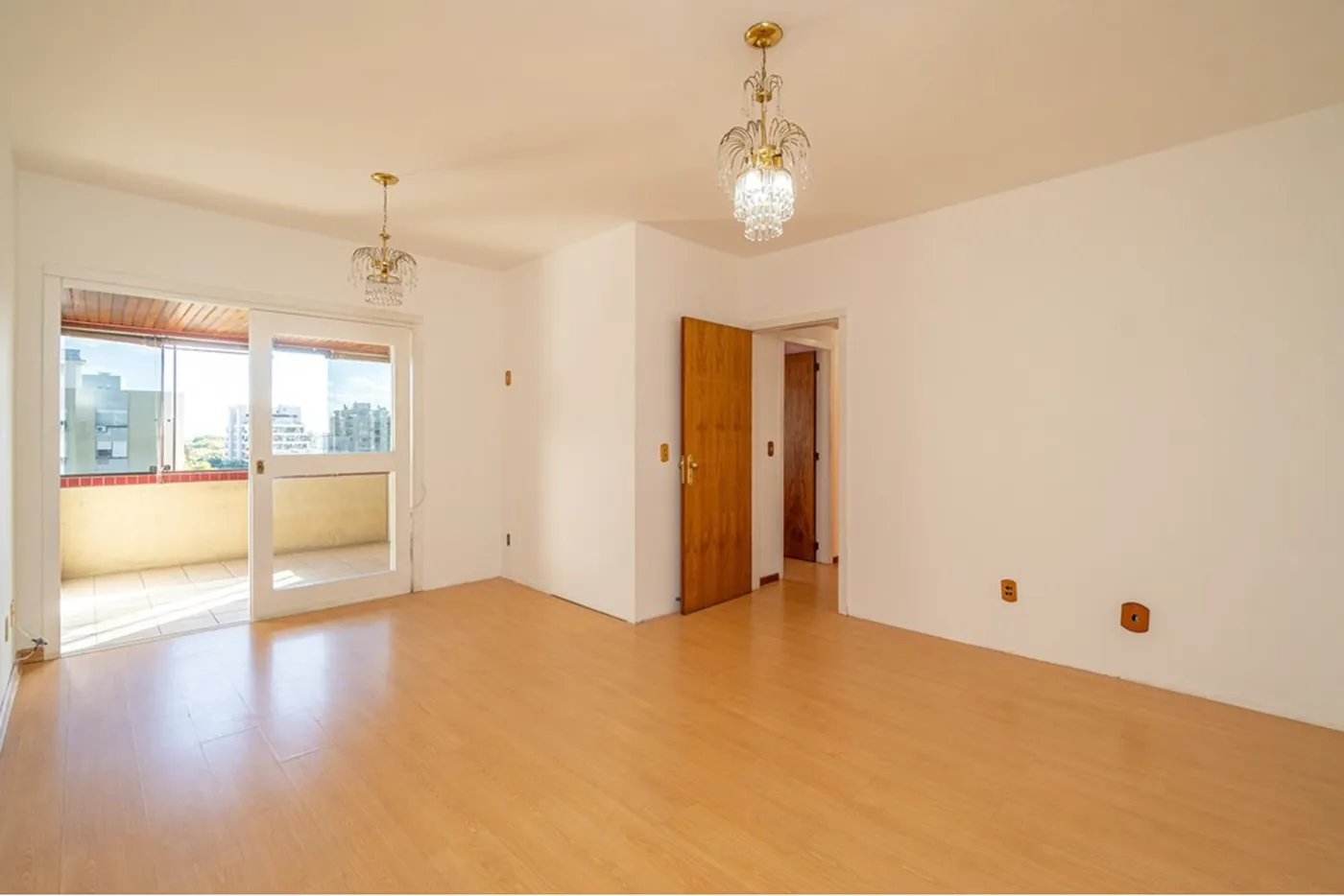MDI 160 Apto 612481029-148 - REMAX Andar de Cima Exclusividades