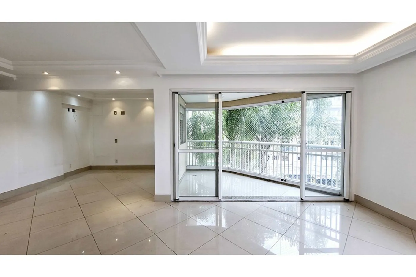 PC 326 Apto 601361061-6 - REMAX Trio Exclusividades