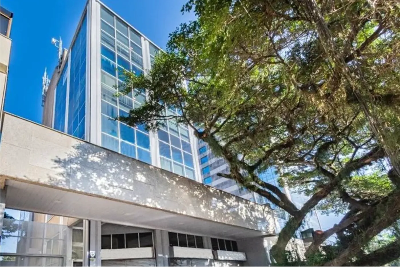 HDPI 891 Sala 612511061-10 - REMAX Moderna Exclusividades