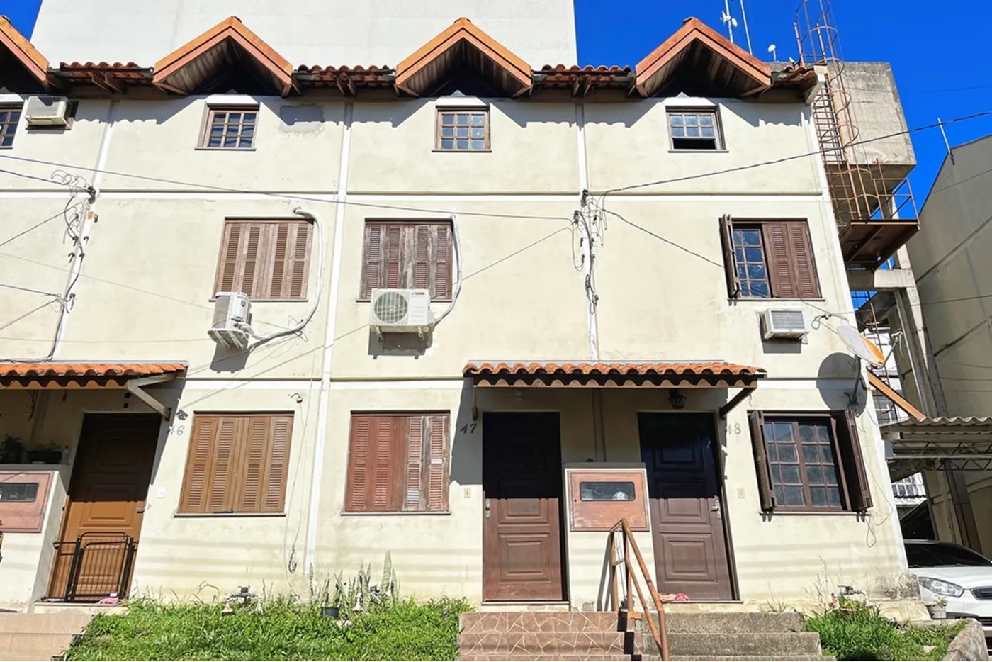 VNMC 100 Casa 610191037-84 - REMAX Casa Sul Exclusividades