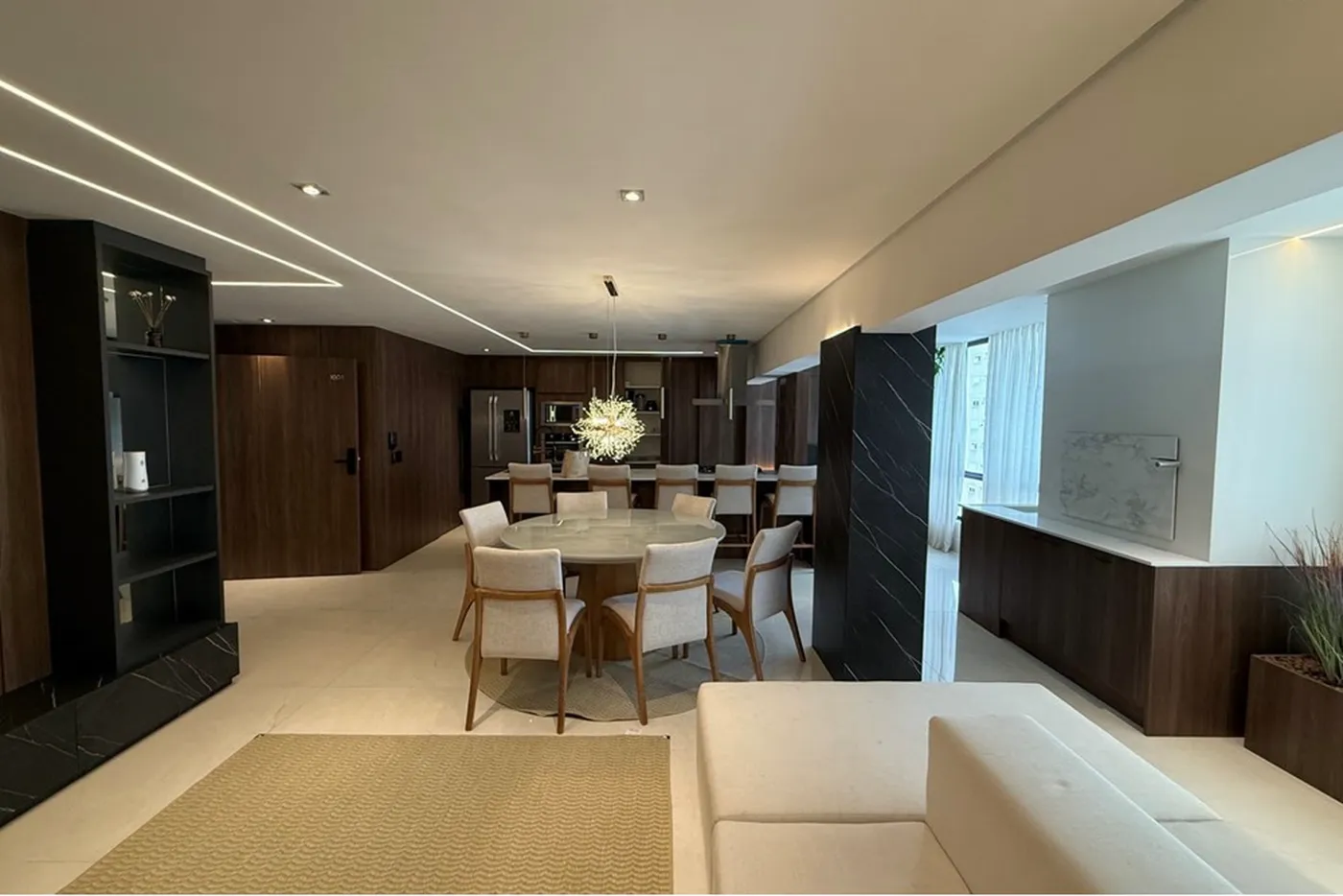 C3 39 Apto 590231080-66 - REMAX Dream On Exclusividades