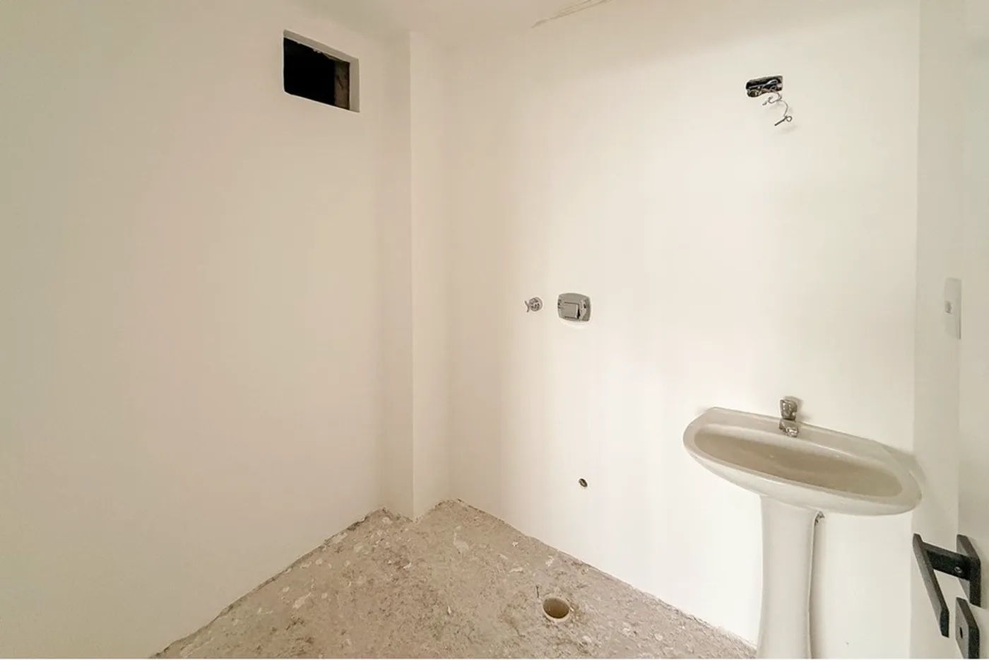 CDM 111 Sala 612651033-82 - REMAX Pillares Exclusividades — foto 4
