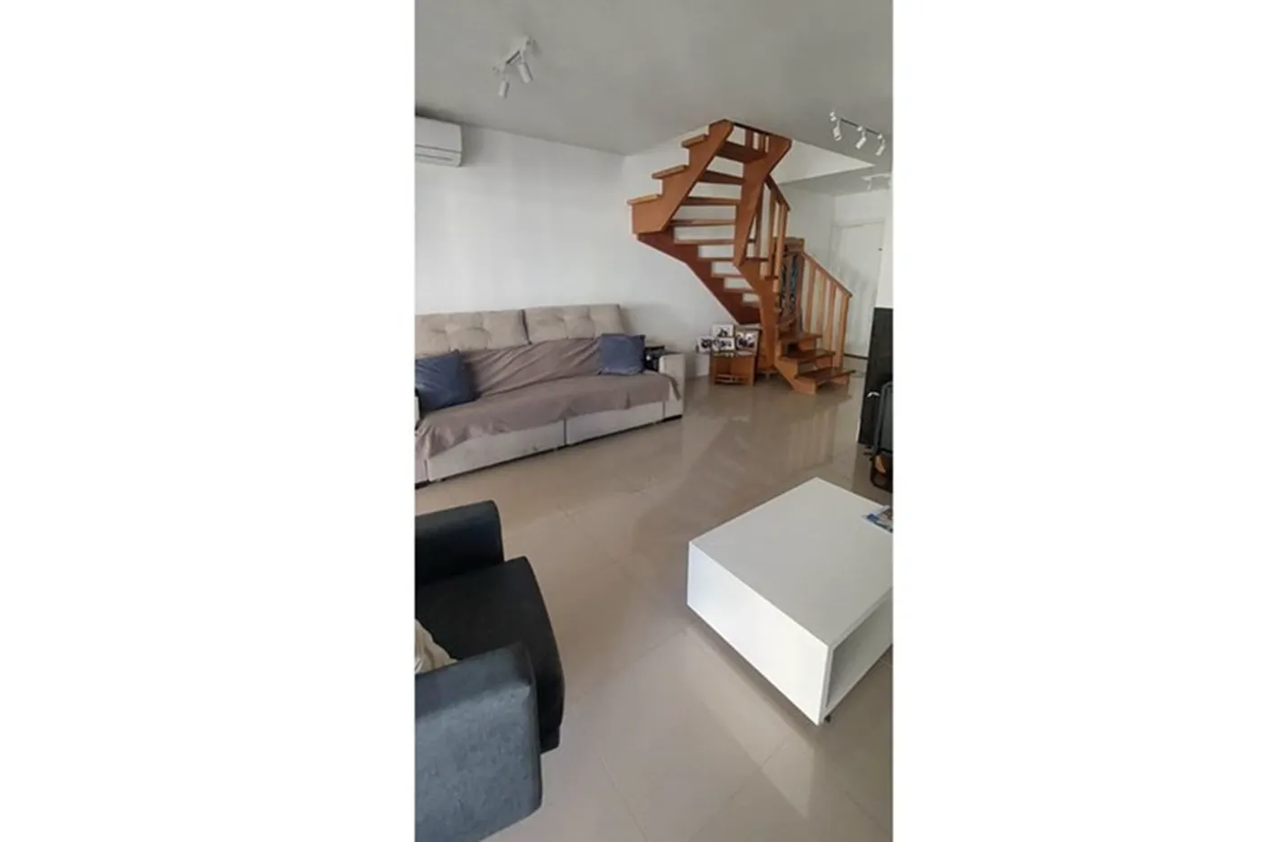 LDPCDN 746 Casa 612541001-135 - REMAX Street Exclusividades — foto 2